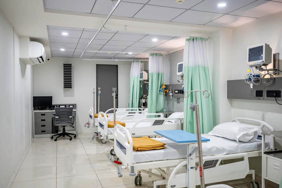 ICU & Recovery Room - EROS Hospital